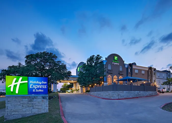 Holiday Inn Express & Suites Cedar Park